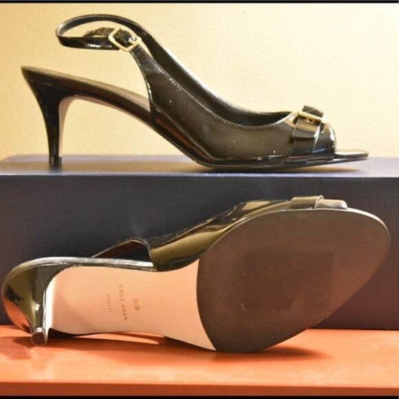 Cole Haan peep toe black patent heel NWOT - Picture 2 of 2
